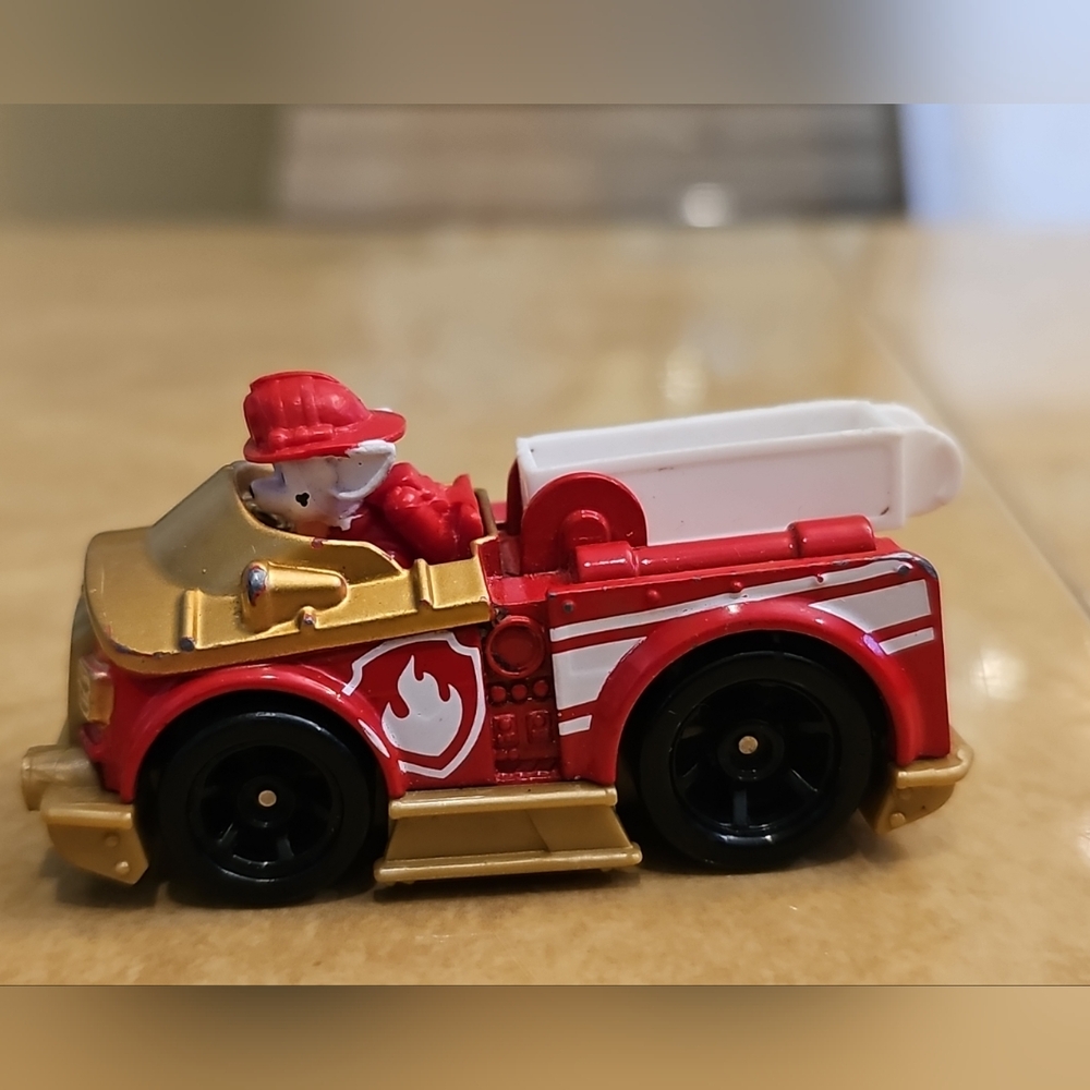Paw Patrol‎ True Metal Diecast Gold Marshall Spin Master Toy